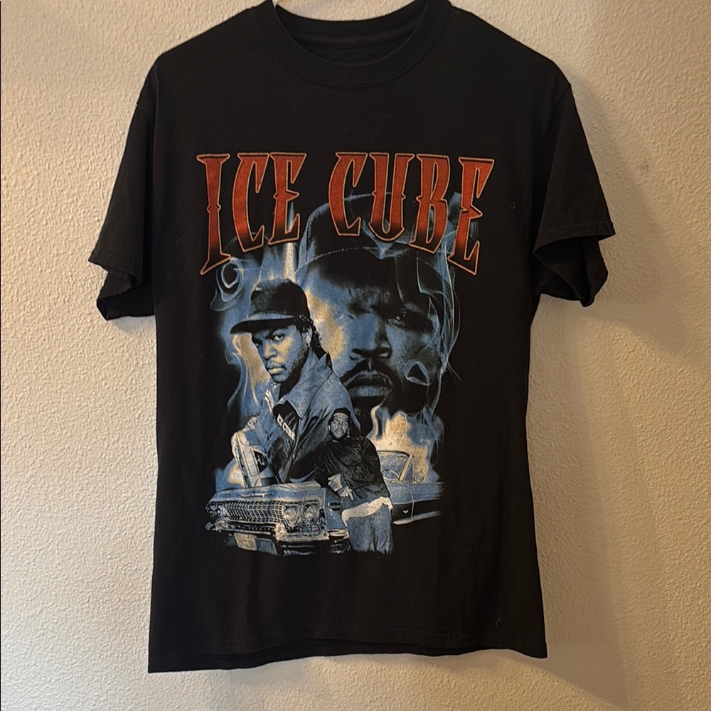Ice Cube Graphic T-Shirt - Black and Blue size medium